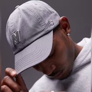 NWT New Balance Unisex Embroidered N Logo Baseball Hat Size One Size (Gray)